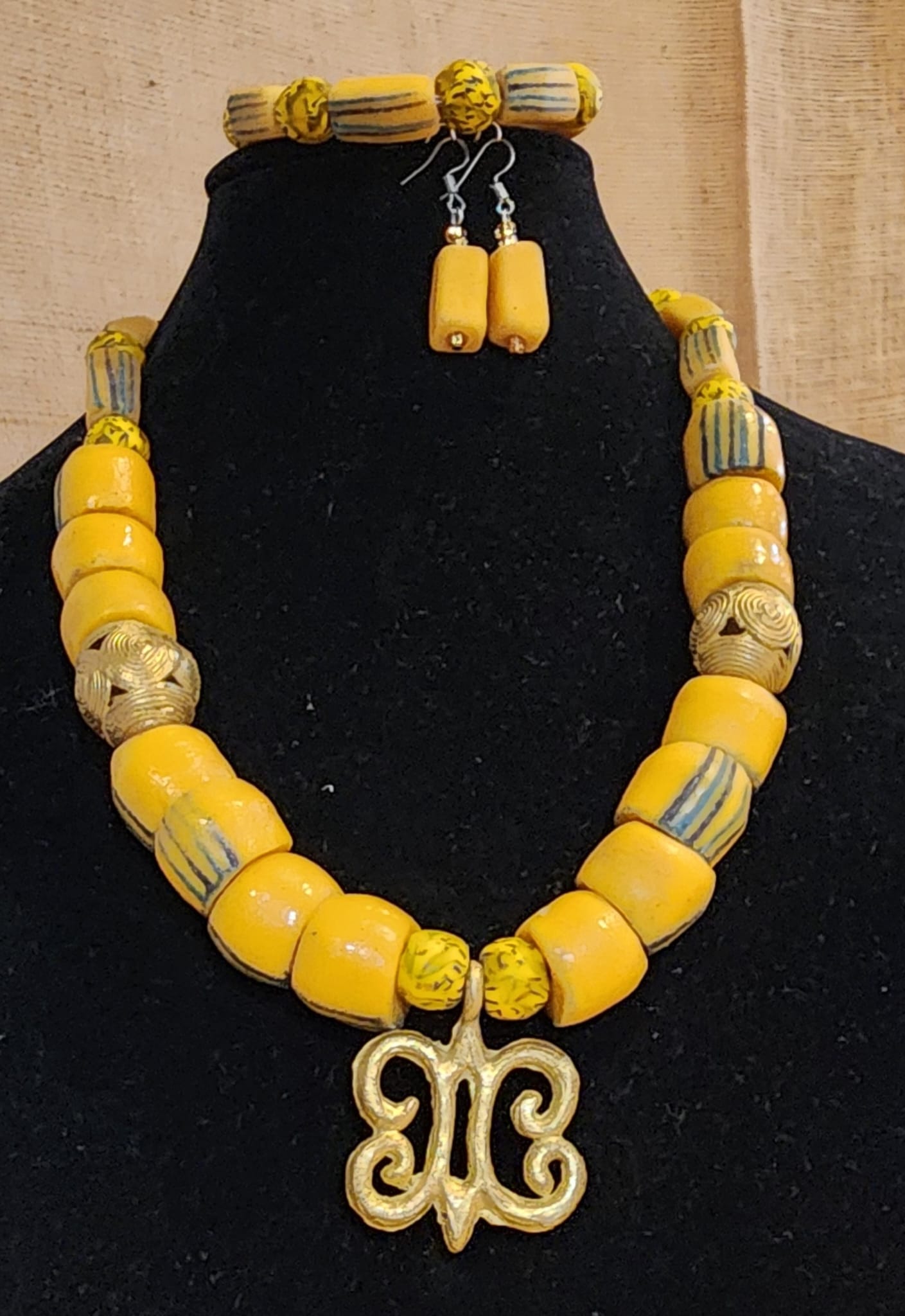 3 piece handmade krobo beads with pendant necklace set