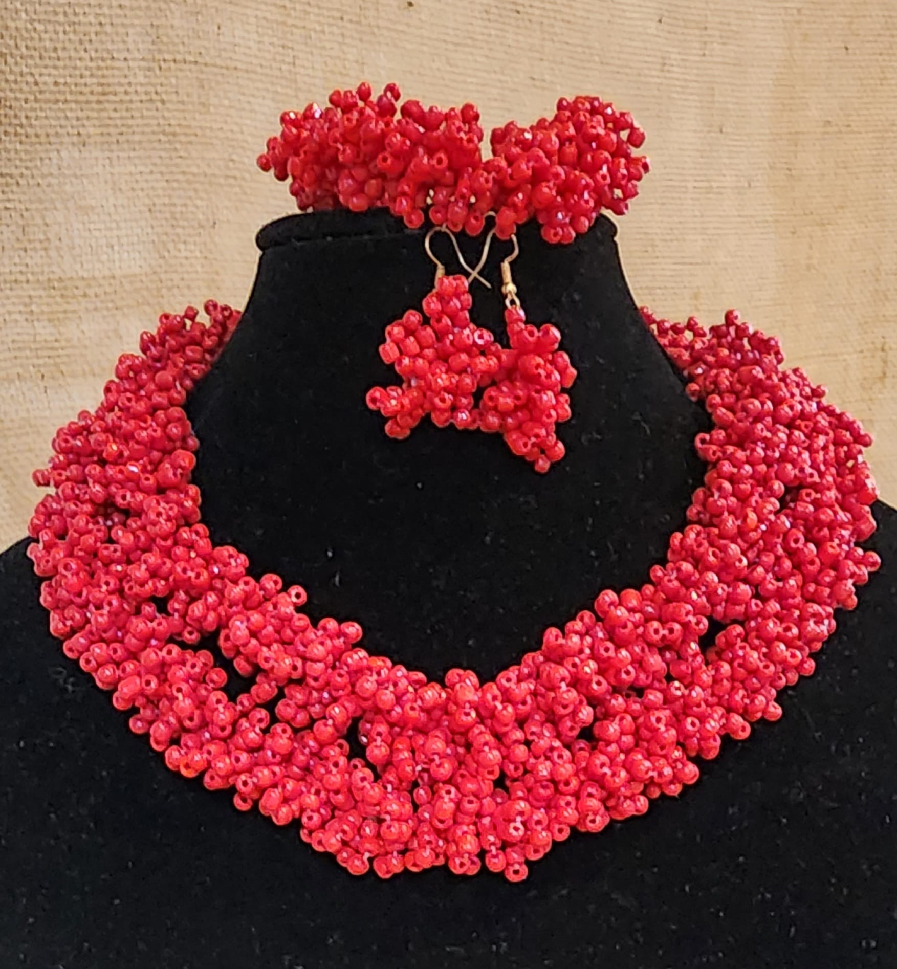 Big and bold red handmade beautiful seed beads necklace set