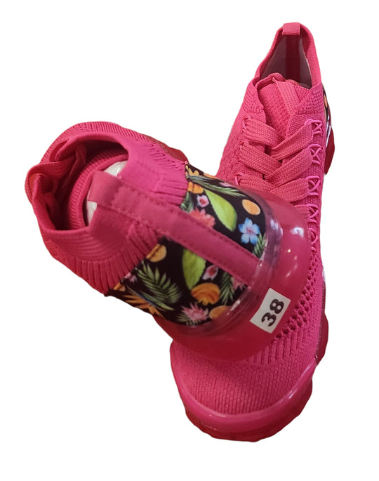 Lace up ladies' sneakers with flowers print fabric..