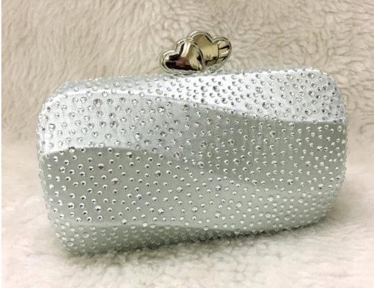 High-quality Rime stone clutch bags.