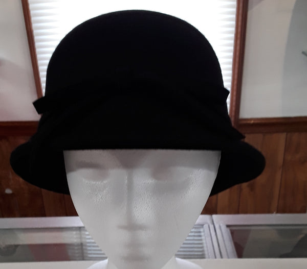 Elegant Black Fashionable Hats