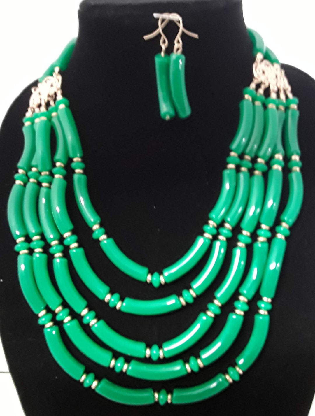 Exotic Green 2 pc Five Layered Necklace Set