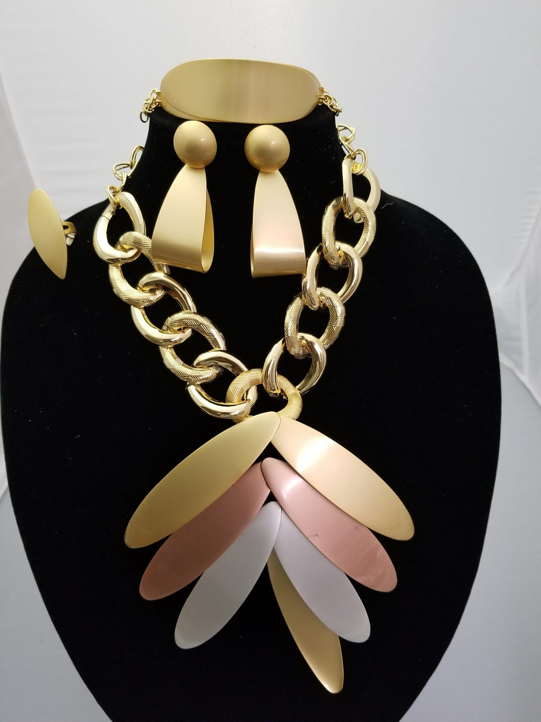 Big Chain Gold Plated Multi-Color 4 piece Necklace Set