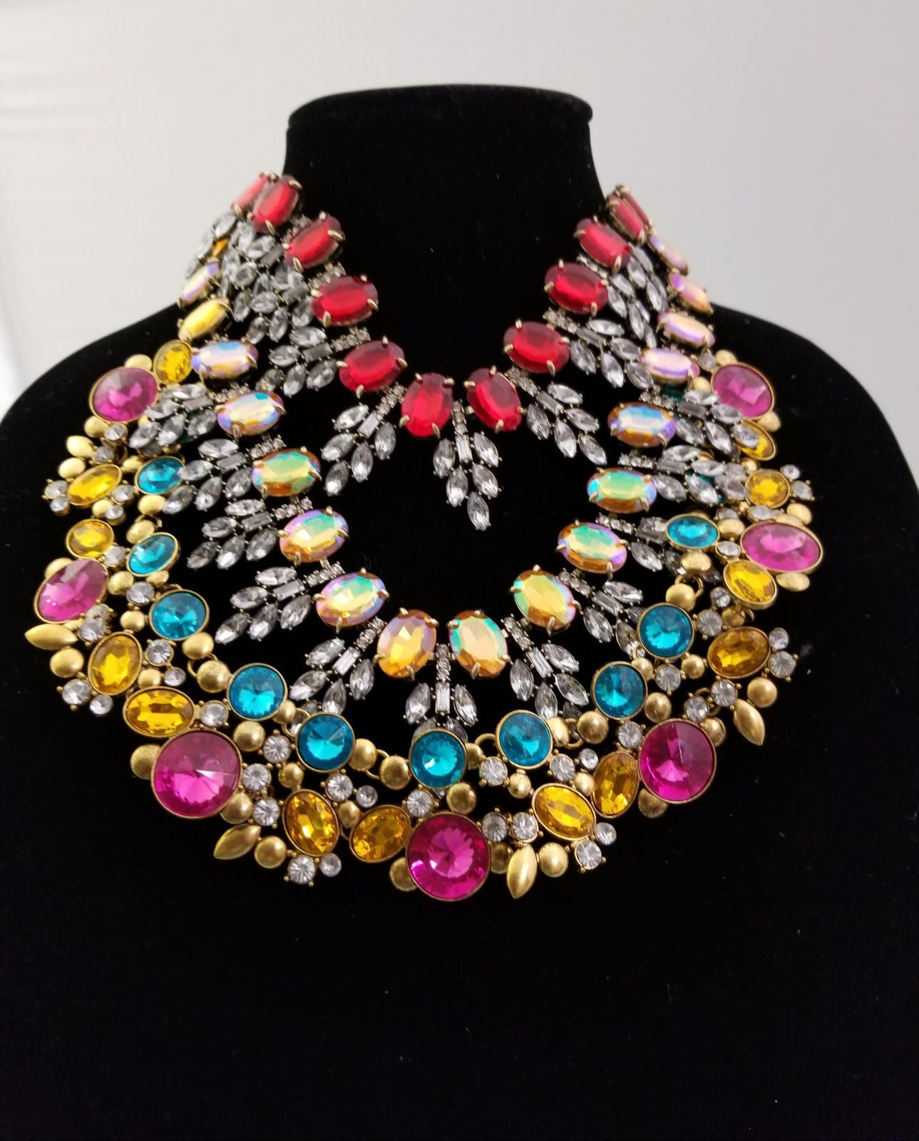 Royal Multi-Color Necklace - Theresa Exotic Apparel