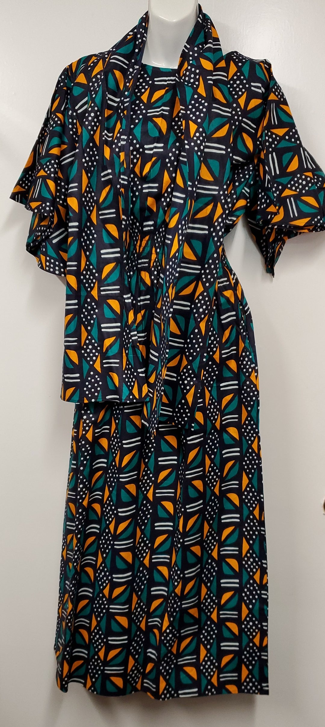 Ladies African Turquoise/Yellow Print Maxi Dress with Scarf