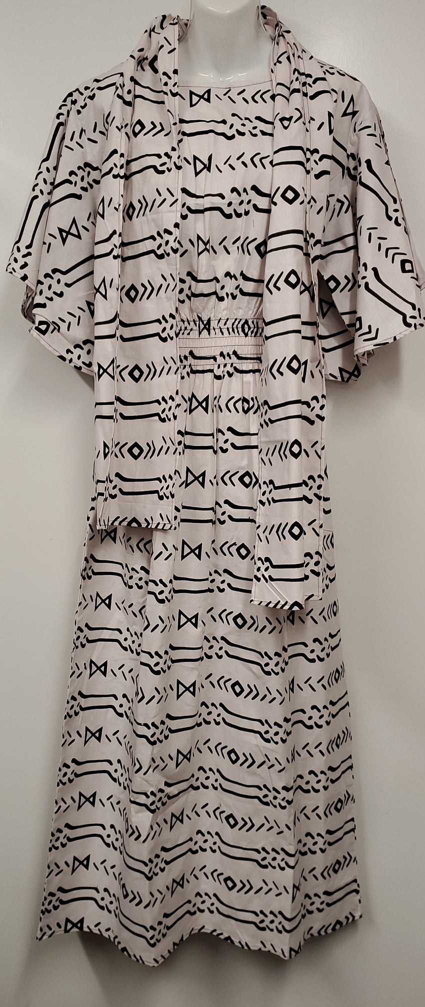 Ladies African Beige/Black Print Maxi Dress with Scarf