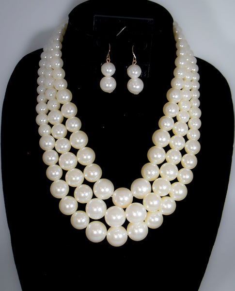 2pc 3 Layer Peach Pearl Necklace Set