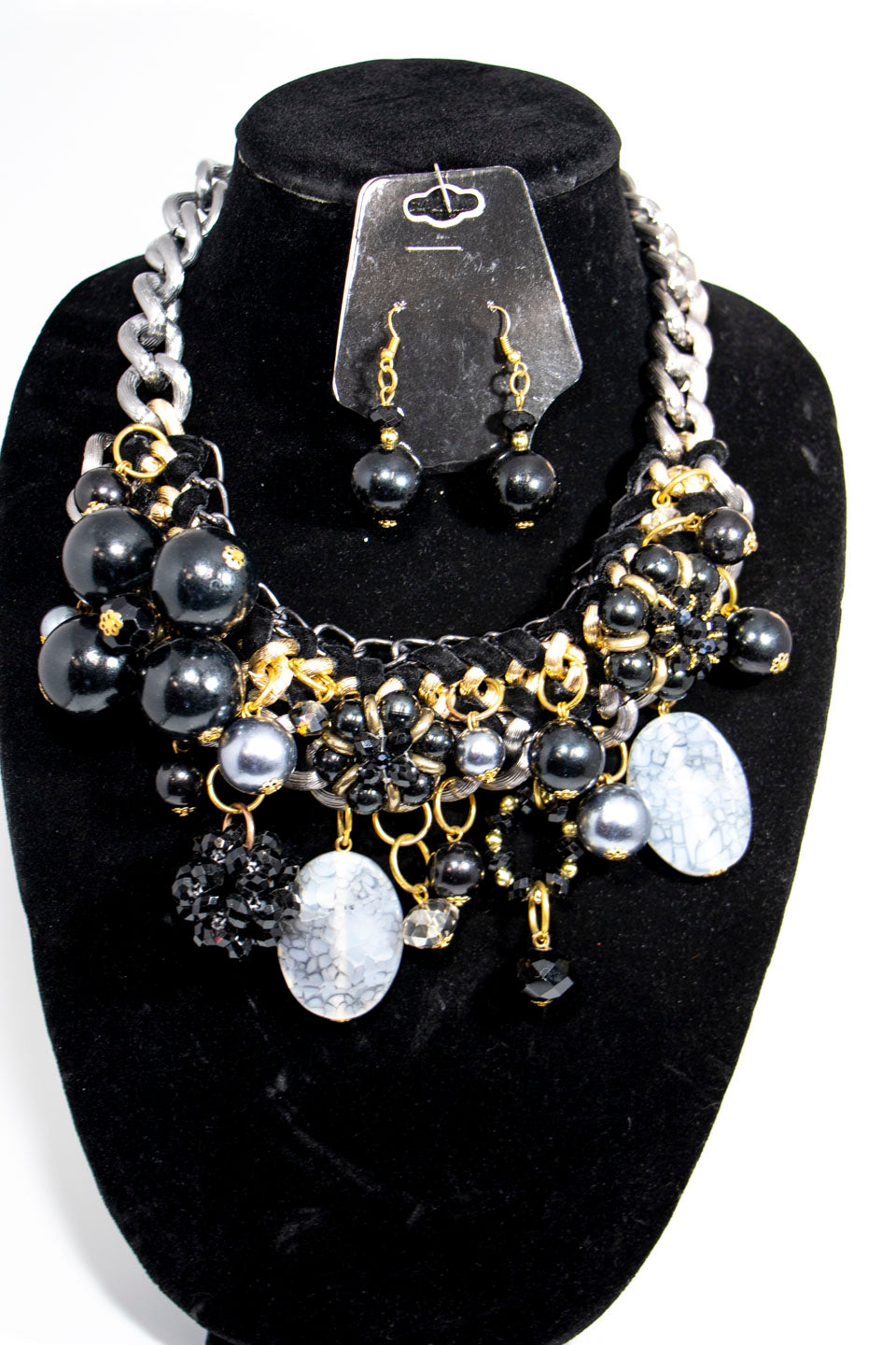 Exotic Silver / Black Chunky Beads Necklace Set