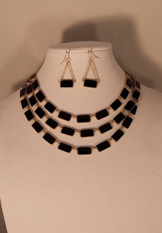 2 Pcs. Black And Gold Necklace Set