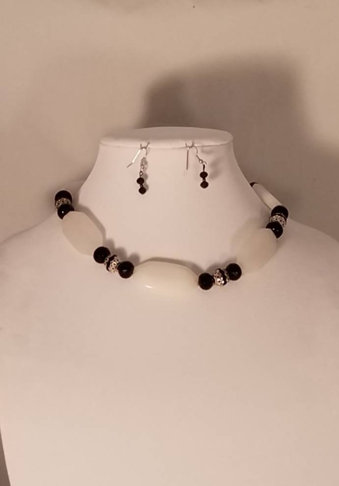 2 Pcs. Hand-Made Ivory Necklace Set