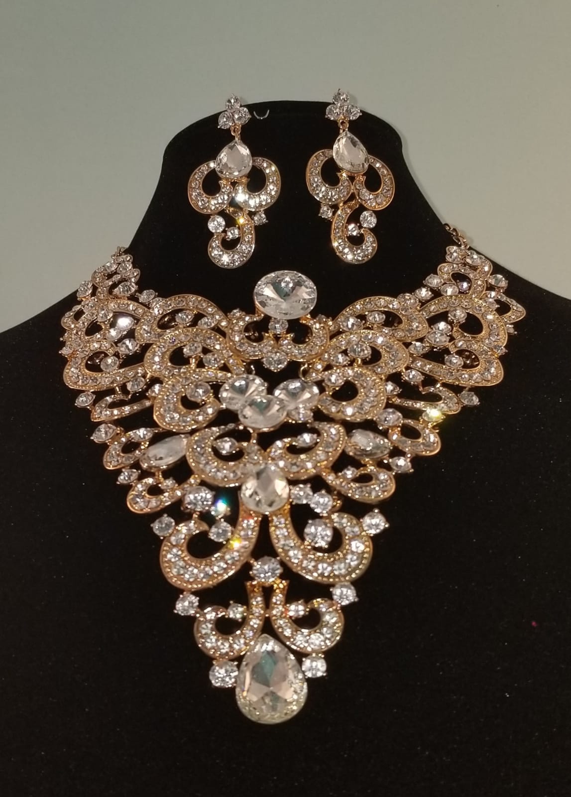 Beautiful 2 pc Diamond Necklace Set - Theresa Exotic Apparel