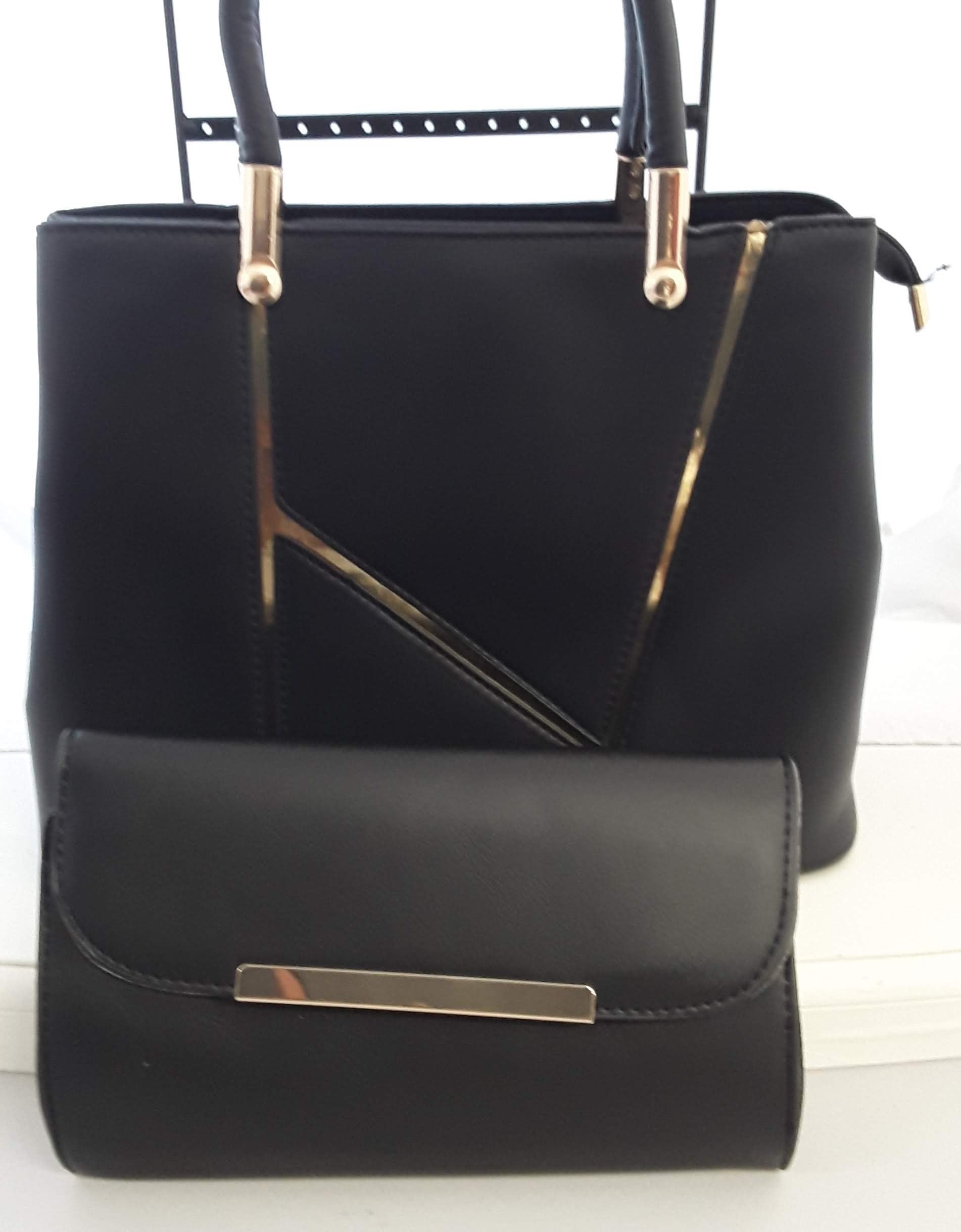 Beautiful Black Hand Bag with Purse