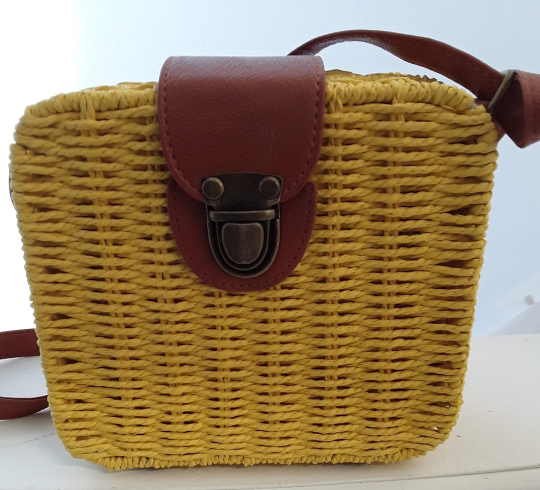 Golden Rod Straw Hand Bag with Leather Straps