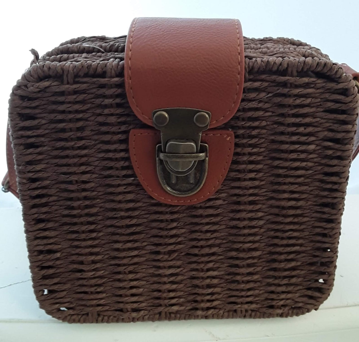Sienna Straw Hand Bag with Leather Straps