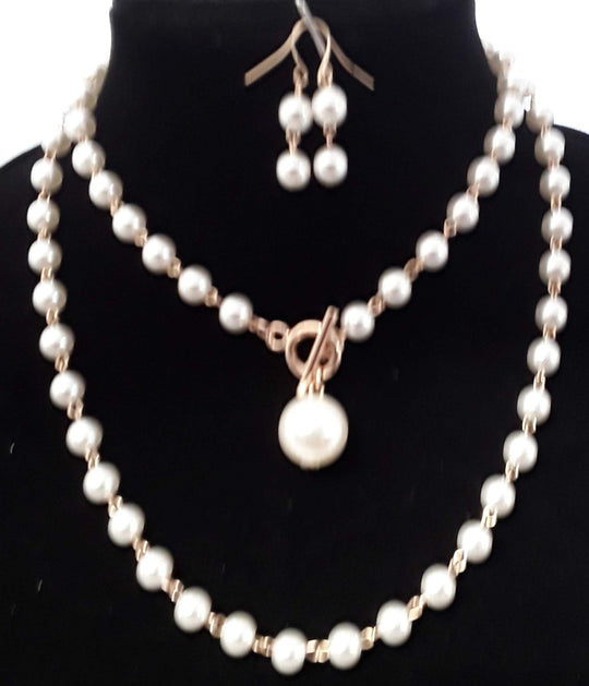 Single String White Pearl Necklace Set