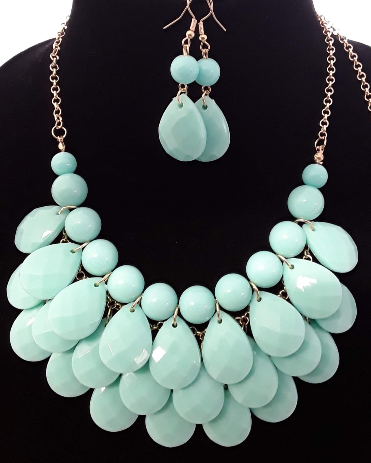 Beautiful Lime 2 pc Flat Beaded Necklace Set