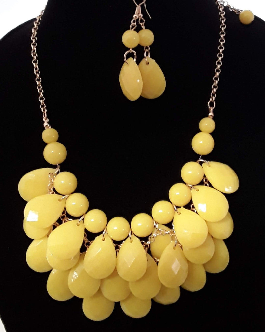 Beautiful Yellow 2 pc Flat Beaded Necklace Set