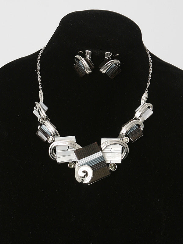 2 Pcs. Silver And Grey Designer Necklace Set